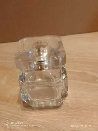 Botella de cristal vacía Elie Saab