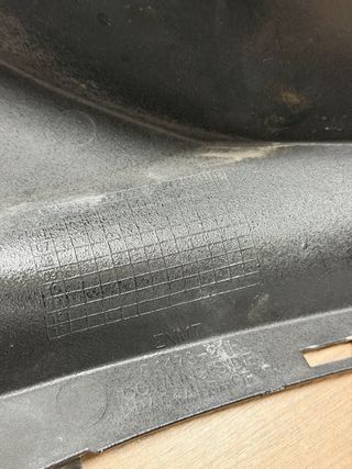 Carenagem superior direita Suzuki GSXR 1000 K7 K8