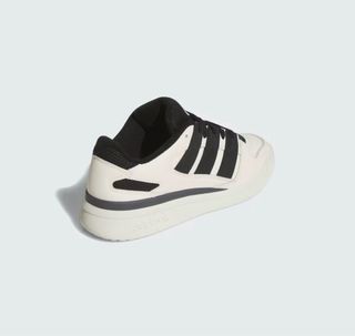 Tenis Adidas Beige y Negro