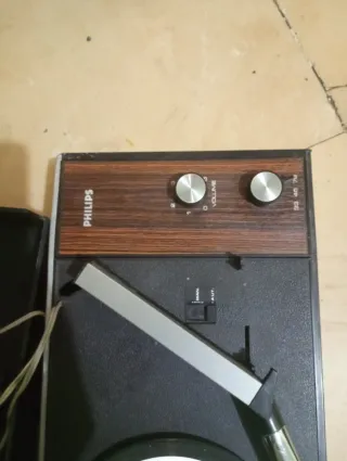 Toca discos Philips portátil
