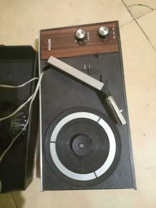 Toca discos Philips portátil