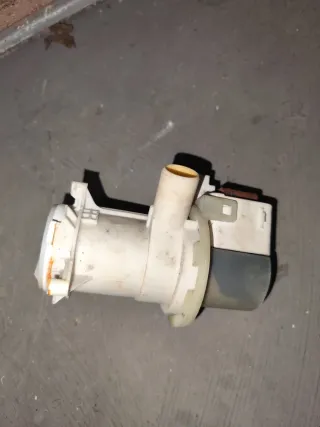 Bomba desagüe Beko EV5100+Y