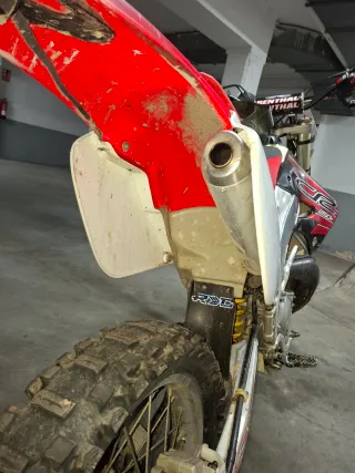 Honda CR 250R Motocross