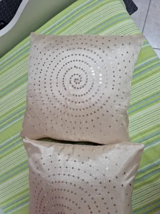Coppia Cuscini 35x35 con paillettes