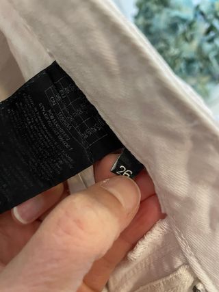 Pantalón vaquero estampado Guess