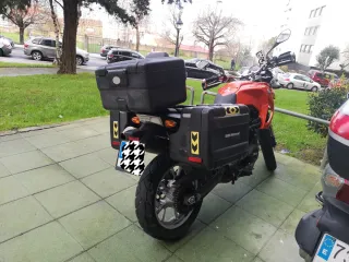 BMW F 650 GS Twin Naranja y Negra