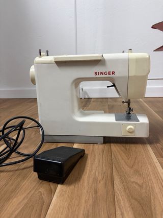 Máquina de coser Singer
