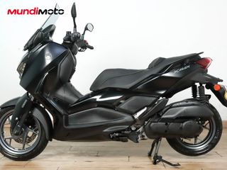 YAMAHA X-MAX 125