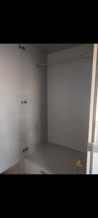 Conjunto habitación Armario con espejo y cama nido