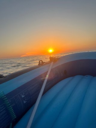 Barca hinchable azul para 3 personas