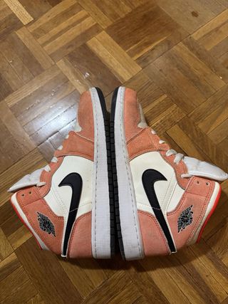 Zapatillas Nike Air Jordan 1 Mid Naranja