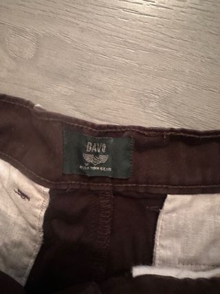 Pantalón marrón hombre