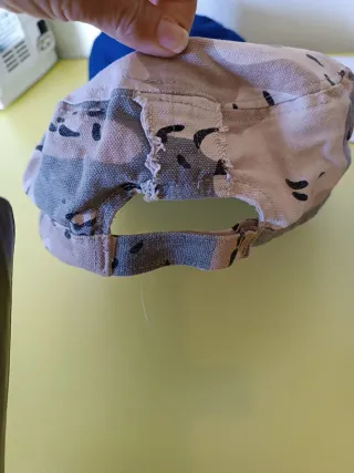 Lote 4 gorras a 4€ todas