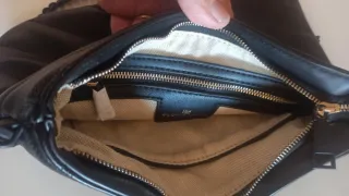 Bolso Gloria Ortiz negro acolchado cadena
