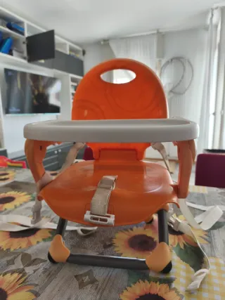 Seggiolino da sedia arancione