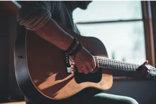 Música en directo acústico amenizar fiestas