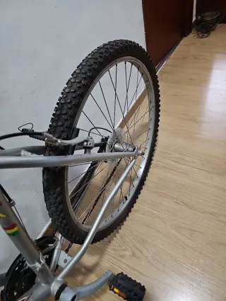 Bicicleta de Montaña Cups Roja
