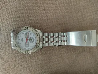 Reloj Newley Plata y Blanco