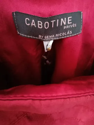 Vestido seda Cabotine. Color rojo fresa