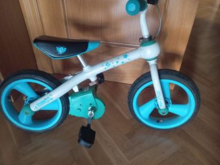 Bicicleta evolutiva, sin pedales convertible