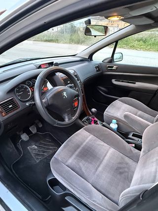 Peugeot 307 2.0 HDi – Año 2002 – 215.000 km