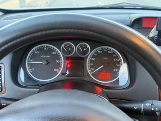 Peugeot 307 2.0 HDi – Año 2002 – 215.000 km