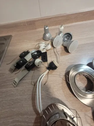 Focos de techo metálicos plateados (5 unidades)