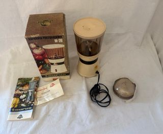 Batidora Trituradora Taurus M-26 Vintage