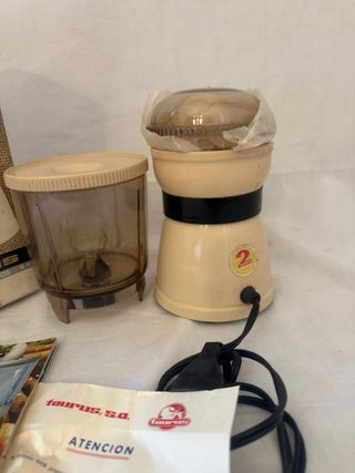 Batidora Trituradora Taurus M-26 Vintage