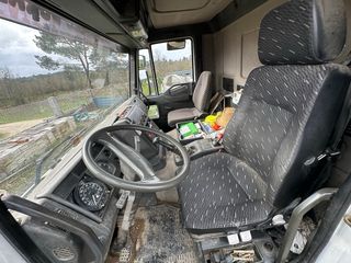 Camión basculante Iveco