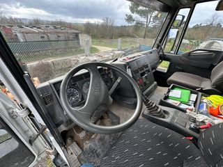 Camión basculante Iveco