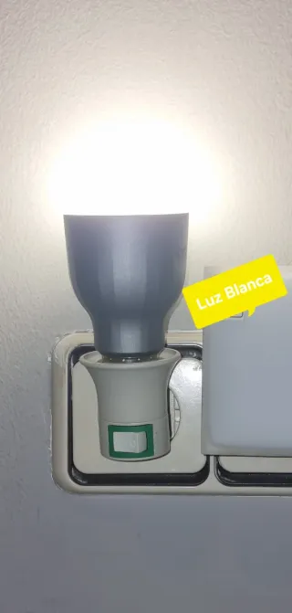 Bombilla LED Xiaomi Blanca y Plateada