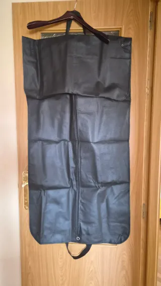 Portatraje Pedro del Hierro Negro