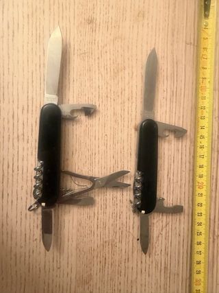 2 Coltelli multiuso Victorinox neri