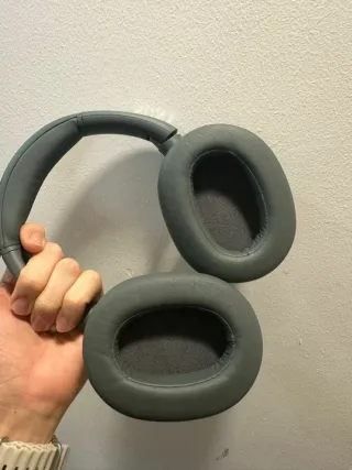 Sony ULT Wear Auriculares Inalámbricos Grises