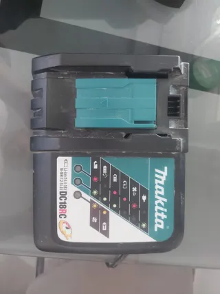 Radial a batería Makita LXT