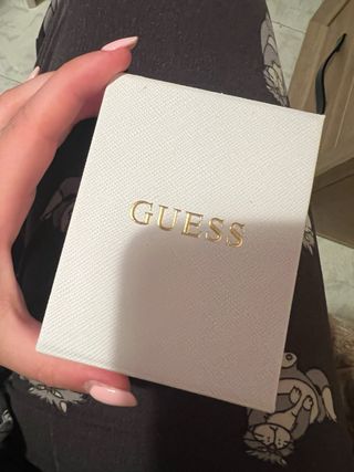 Pulsera Guess Corazón con Brillantes