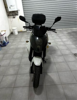 Benelli Macis 125cc Scooter