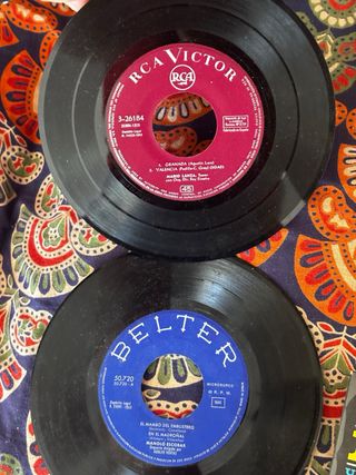 Lote 19 vinilos EP antiguos