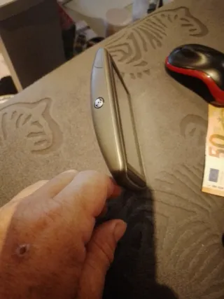 GPS TomTom...sin cargador.