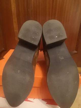 Botín Camel Tacón Bajo