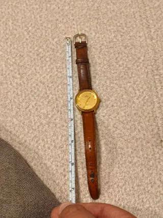 Reloj Junghans Dorado y Marrón