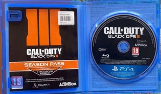 PS4 + Mando Rojo + Cascos Razers + GTA V y BO3