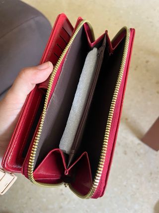 Cartera de mujer roja