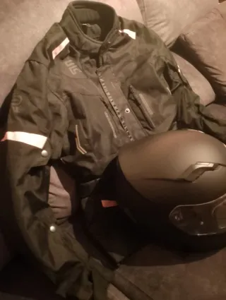 Conjunto Casco y Chaqueta Moto Talla M