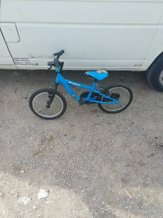 Bicicleta infantil azul B-PRO