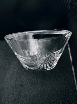 Cinzeiro de cristal
