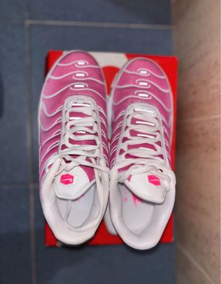 Nike TN Mujer Rosa y Blanco