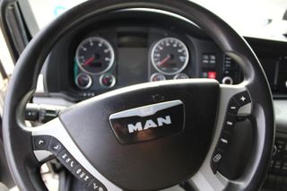 MAN TGS 18.440 - CAMIONES LONAS TAUTLINER