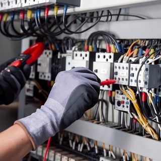 ELECTRICISTA PROFESIONAL  INSTALACIONES (ARANJUEZ)